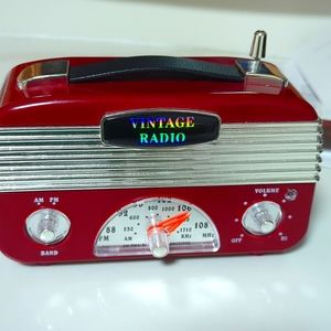 Portable Retro Style Radio